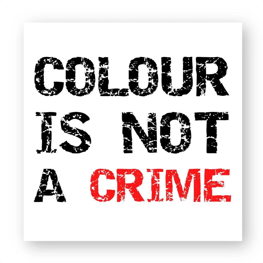 Sticker découpe carré pack de 100 - Colour Is not a Crime